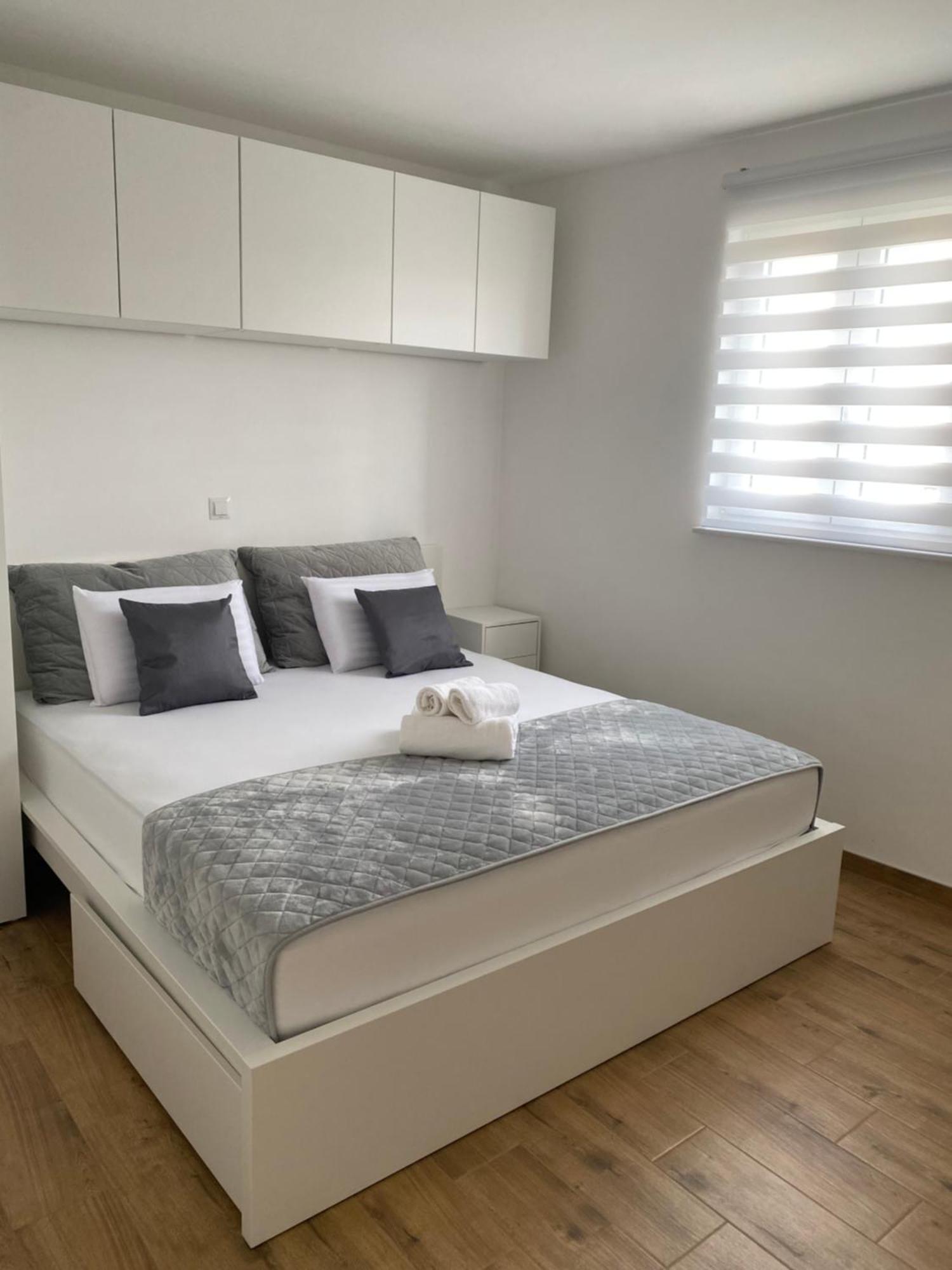 Wellness Apartments Sunset Zadar Bagian luar foto